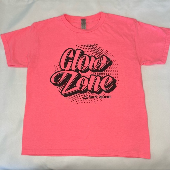 Glow Zone Sky Zone Unisex Boy Girls Neon Pink Shirt Sz Medium Youth - Picture 1 of 4